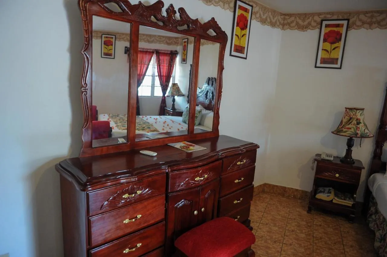 Glorianna Hotel Montego Bay Jamaica